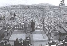 에밀 뒤르케임, 『종교 생활의 원초적 형태』.