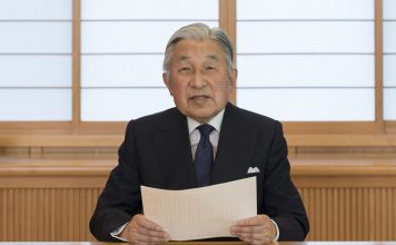 시라이 사토시, 『국체론』.