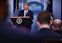 리 매킨타이어, 『포스트트루스』.